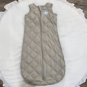 Baby sleep sack. Dreamland Baby